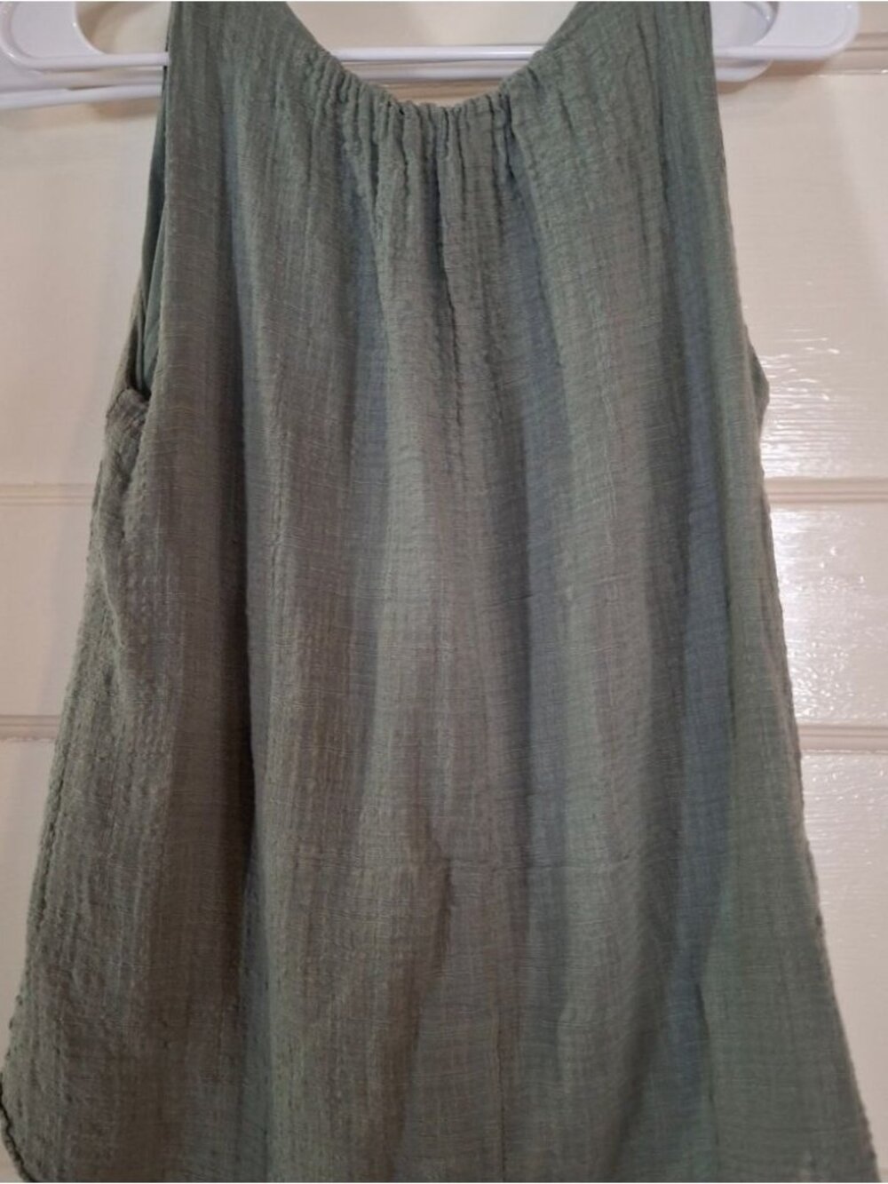 Chic Sleeveless Green Tank Top
